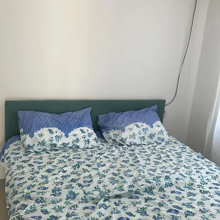 בית נופש Dhoma Pushimi Tale *